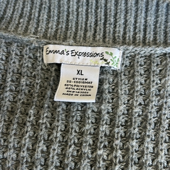 EMMA'S EXPRESSIONS Nubby Grey Cardigan - Picture 6 of 6